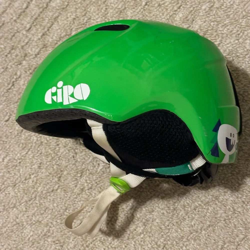 Giro Kids Helmet in Bright Green - Picture 1 of 6